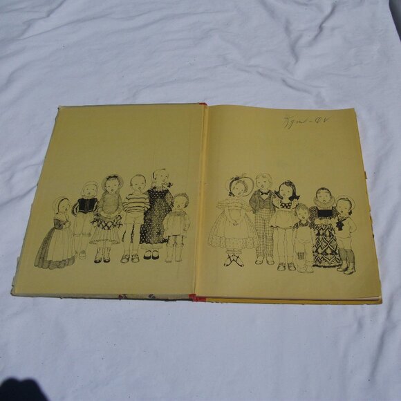 Sing Mother Goose Vintage book - Picture 2 of 16